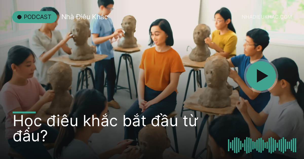 Lớp học điêu khắc với sinh viên nặn tượng bán thân quanh người mẫu